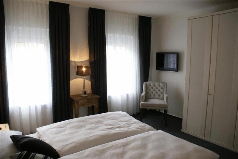 Hotel Stadt Coblenz Fachbach Room photo